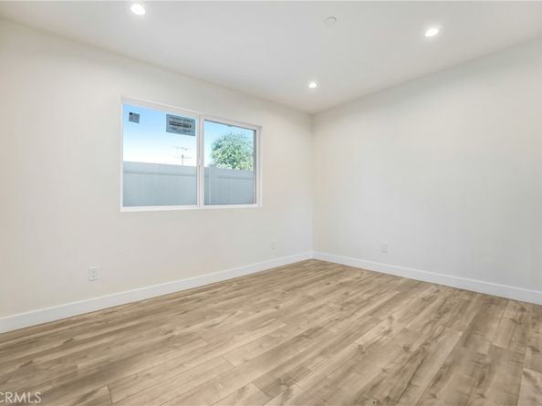 7454 Gaviota Avenue, Van Nuys CA 91406