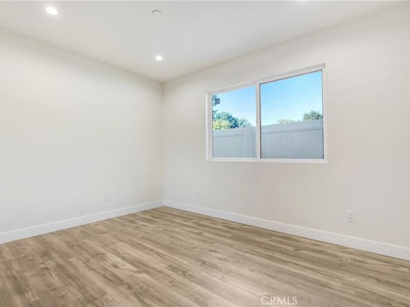 7454 Gaviota Avenue, Van Nuys CA 91406