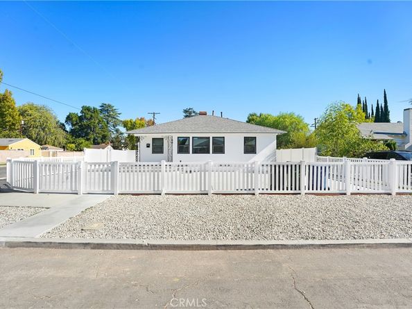 7454 Gaviota Avenue, Van Nuys CA 91406