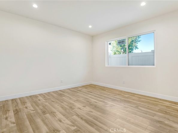7454 Gaviota Avenue, Van Nuys CA 91406