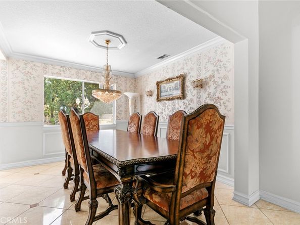 1830 S Mayflower, Monrovia CA 91016