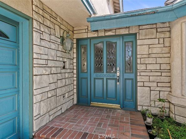 1830 S Mayflower, Monrovia CA 91016