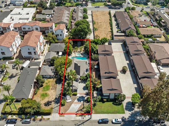 1830 S Mayflower, Monrovia CA 91016