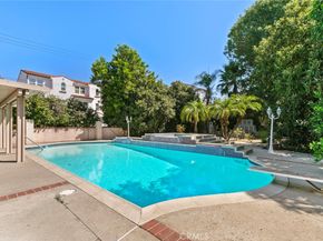 1830 S Mayflower, Monrovia CA 91016