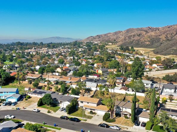 11347 11347 Kelowna Street, Lakeview Terrace CA 91342