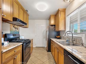 11347 11347 Kelowna Street, Lakeview Terrace CA 91342