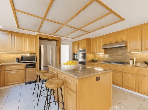 19641 Falcon Ridge Lane, Porter Ranch CA 91326