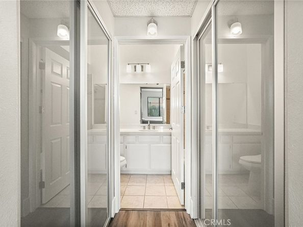 19009 Sherman Way 81, Reseda CA 91335