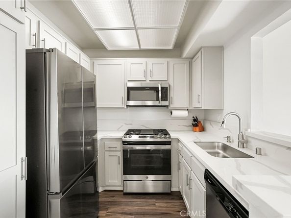 19009 Sherman Way 81, Reseda CA 91335