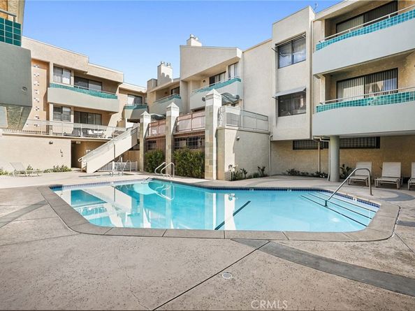 19009 Sherman Way 81, Reseda CA 91335