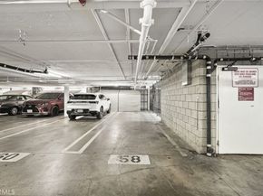 19009 Sherman Way 81, Reseda CA 91335