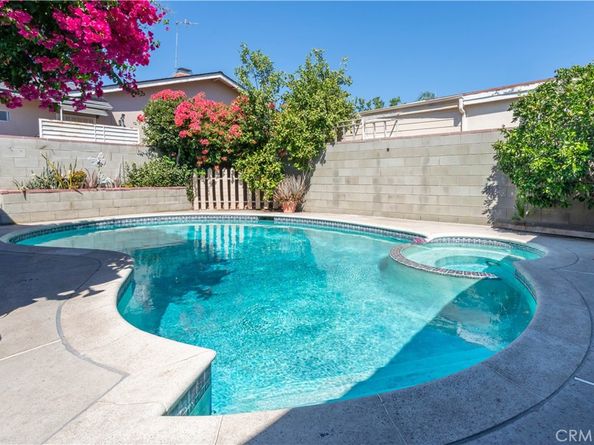 12827 Covello Street, North Hollywood CA 91605