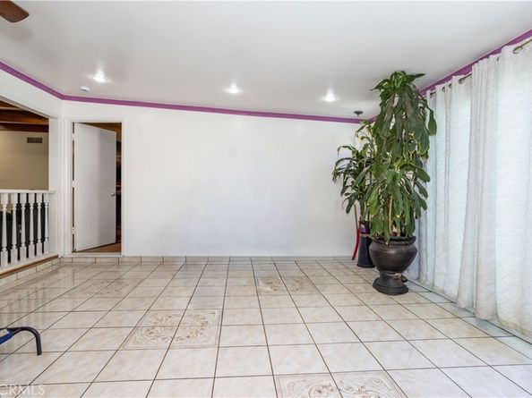 12827 Covello Street, North Hollywood CA 91605