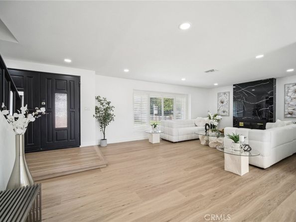 19040 Celtic Street, Porter Ranch CA 91326