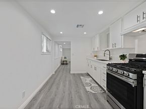 10732 Hatteras Street, North Hollywood CA 91601