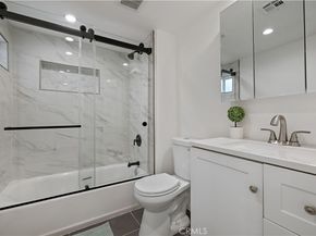 10732 Hatteras Street, North Hollywood CA 91601
