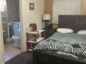 451 E 111th Place, Los Angeles CA 90061