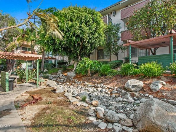 5585 E Pacific Coast Highway 154, Long Beach CA 90804