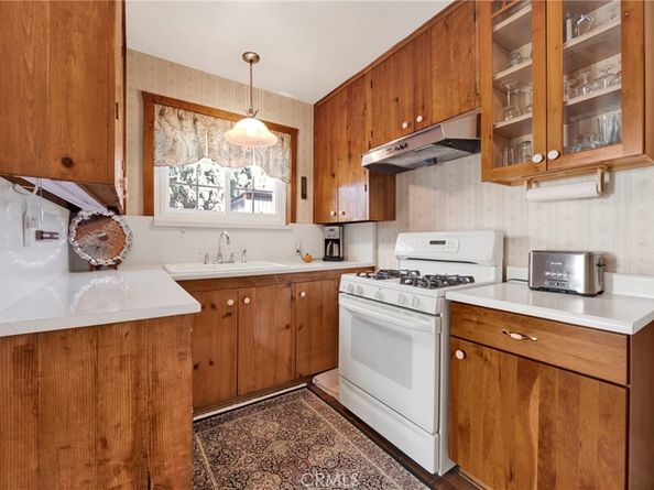 7445 Orion Avenue, Van Nuys CA 91406