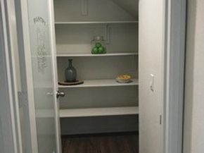 8621 Noble Avenue 4, North Hills CA 91343