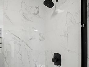 18530 Hatteras Street 333, Tarzana CA 91356