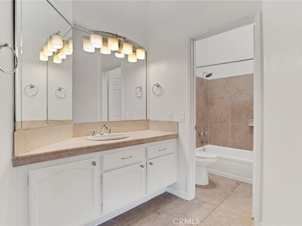 29623 Strawberry Hill, Agoura Hills CA 91301