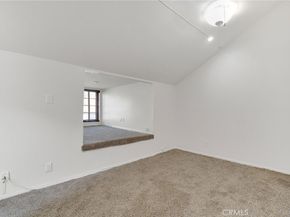 29623 Strawberry Hill, Agoura Hills CA 91301