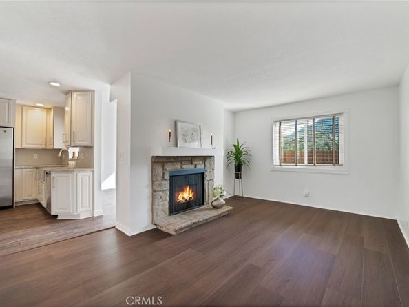 29623 Strawberry Hill, Agoura Hills CA 91301