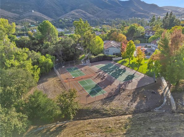 29623 Strawberry Hill, Agoura Hills CA 91301