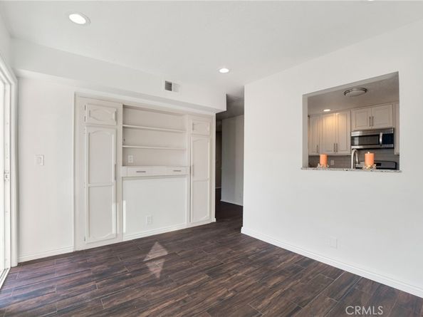 29623 Strawberry Hill, Agoura Hills CA 91301