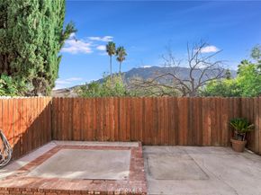 29623 Strawberry Hill, Agoura Hills CA 91301
