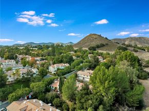 29623 Strawberry Hill, Agoura Hills CA 91301