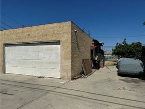 7819 S Hoover Street, Los Angeles CA 90044