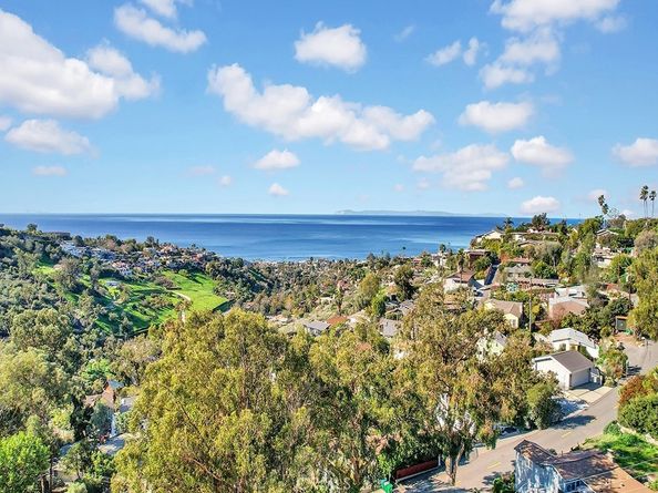 1445 Bluebird Canyon, Laguna Beach CA 92651