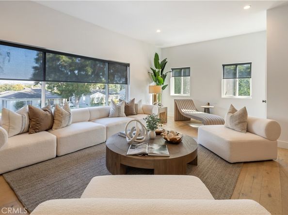 333 Mesa Drive, Costa Mesa CA 92627