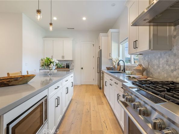 333 Mesa Drive, Costa Mesa CA 92627