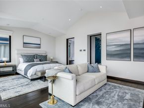 218 E Oceanfront, Newport Beach CA 92661