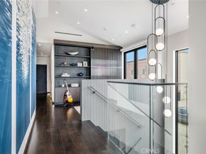 218 E Oceanfront, Newport Beach CA 92661