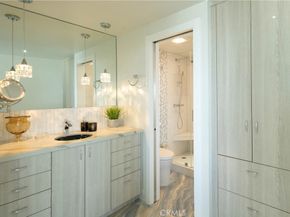 700 E Ocean Boulevard 3008 & 3007, Long Beach CA 90802