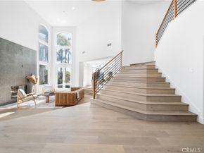 6692 Alamitos Circle, Huntington Beach CA 92648
