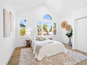 6692 Alamitos Circle, Huntington Beach CA 92648