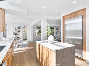 6692 Alamitos Circle, Huntington Beach CA 92648