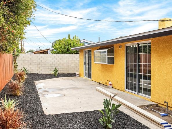 2435 W Broadway, Anaheim CA 92804