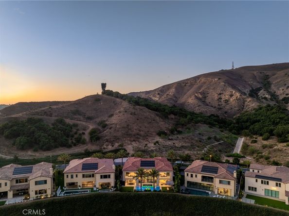 162 Leafy, Irvine CA 92602