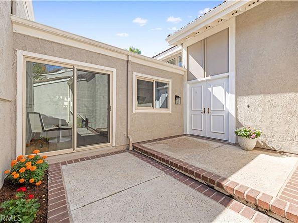 15 Rocky Knl, Irvine CA 92612