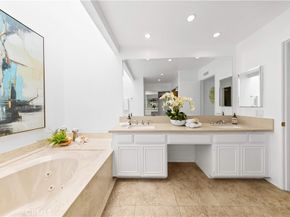 15 Rocky Knl, Irvine CA 92612