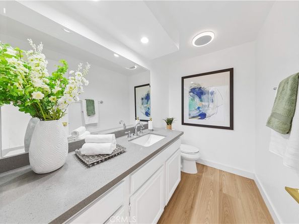 15 Rocky Knl, Irvine CA 92612