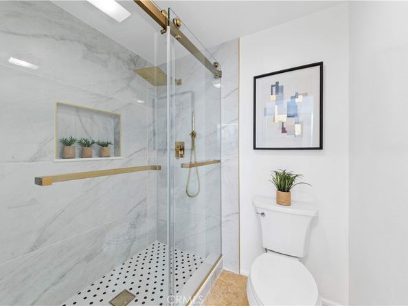 15 Rocky Knl, Irvine CA 92612