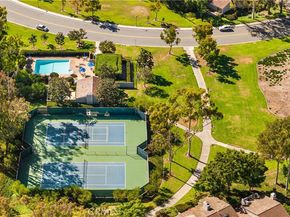 15 Rocky Knl, Irvine CA 92612