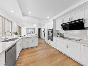 15 Rocky Knl, Irvine CA 92612